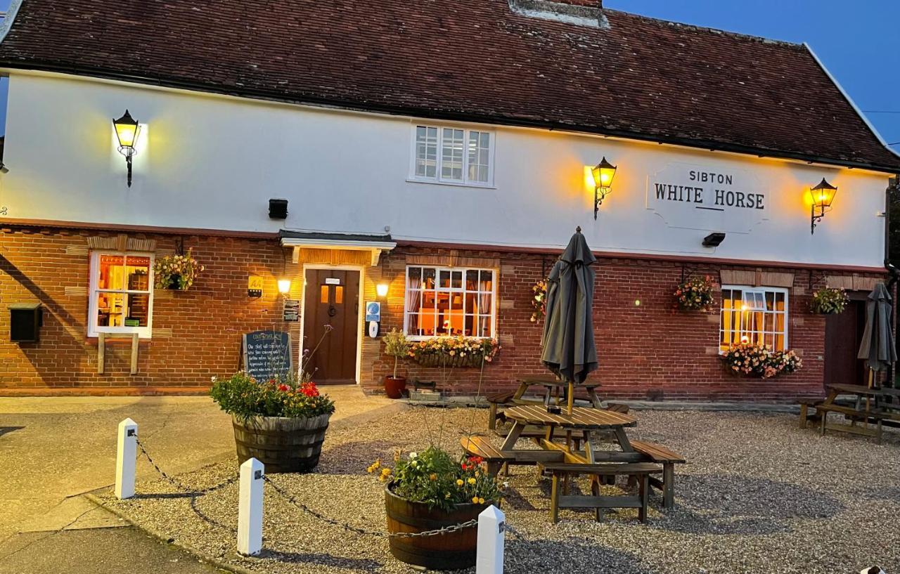 סאקסמונדהם Sibton White Horse Inn מראה חיצוני תמונה